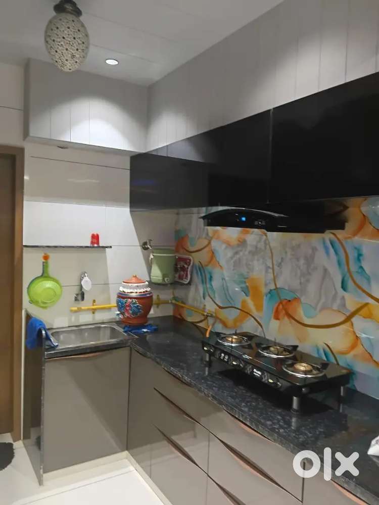 Rajkot best 2 bhk luxury flat rent and luxury apartments top location