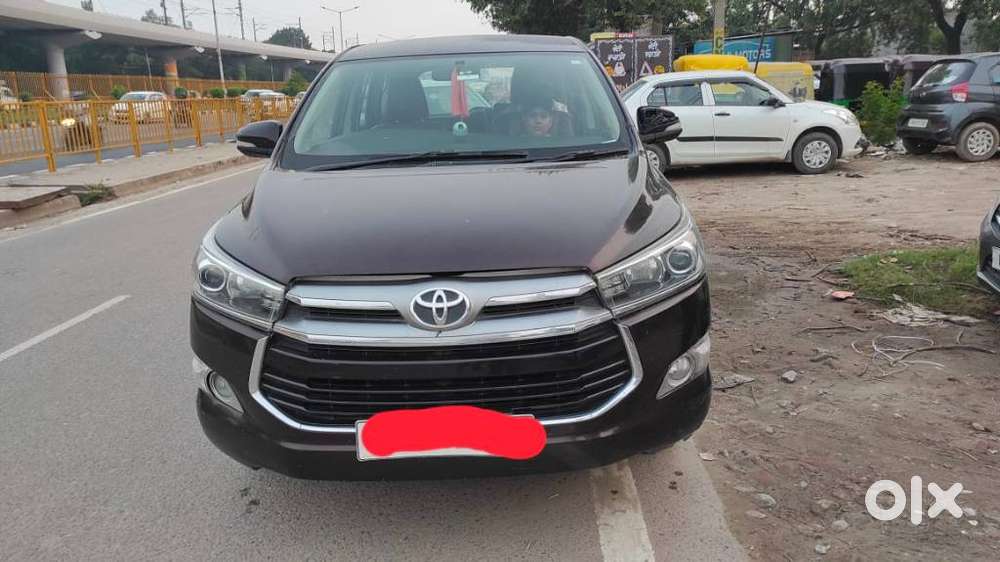 Toyota Innova Crysta 2.4 V 7 STR, 2016, Diesel