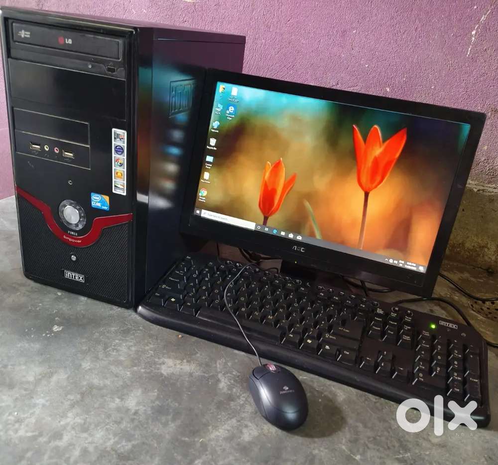 My i3 desktop computer pc monitor set seling with windows 10 Pro