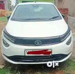 Tata Altroz 2023 top model Petrol Well Maintained