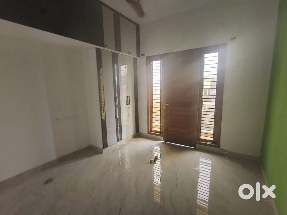 LEASE / 2 BHK / NANGANALLUR