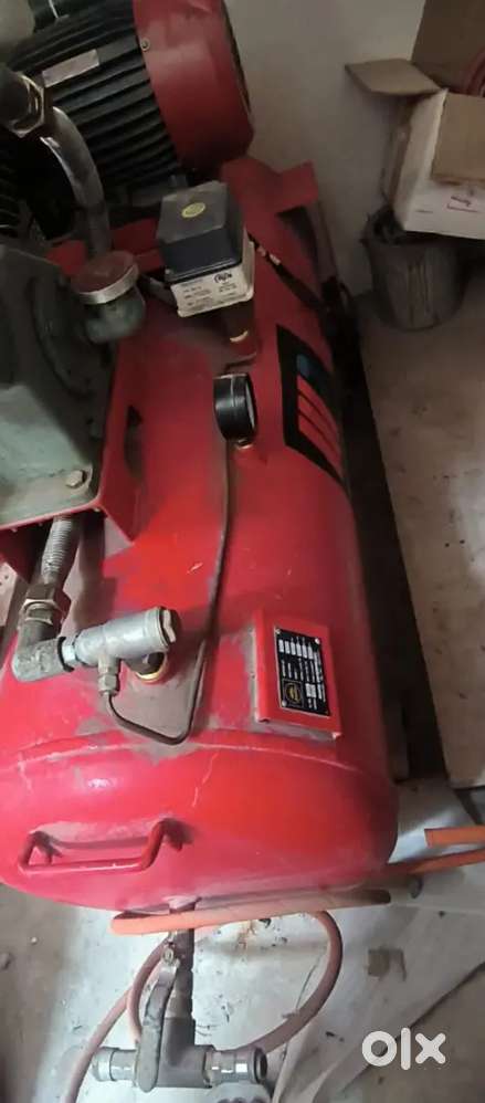 Air compressor