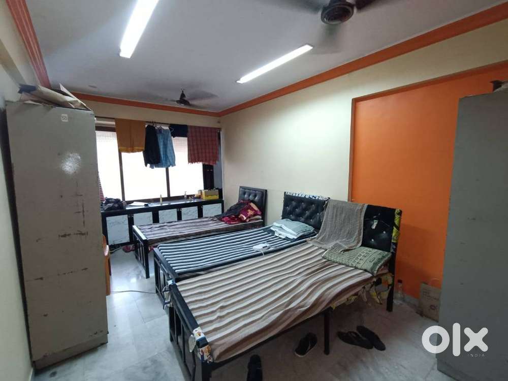 PAYING GUEST double sharing ACCOMMODATION ROOM MATES IN KURLA WITH