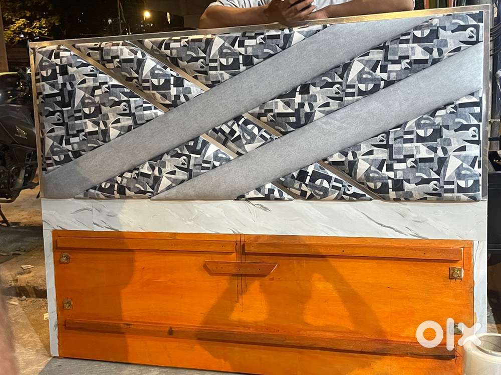 Solid Ply Wood Bed With Storage 6 by 5