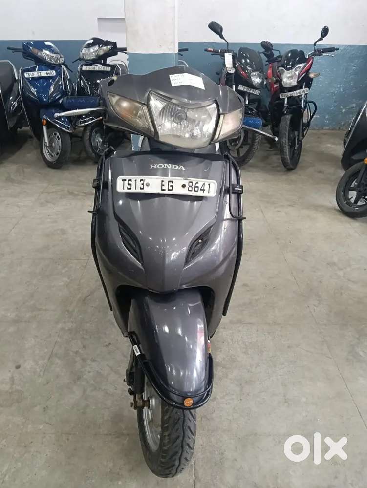 Honda activa 3g 2016 model grey colour in good condition