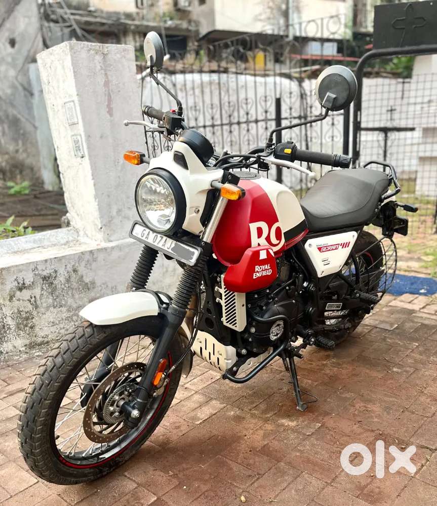 Both has run only 3000 km sram n ns200 30000