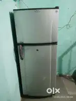 Whirlpool double door fridge in good condition