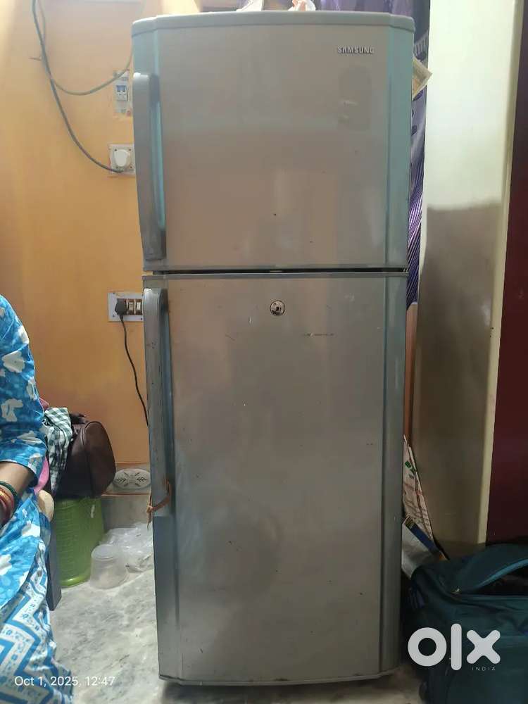 Samsung double door fridge/refrigerator for sale