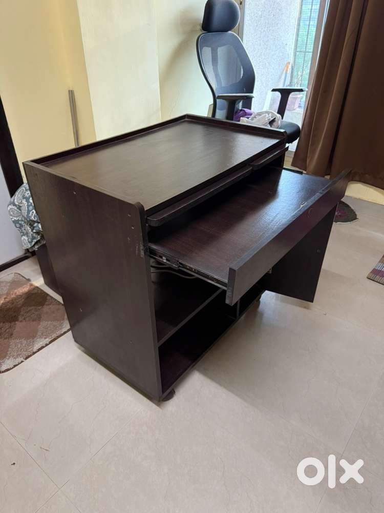 Computer Table