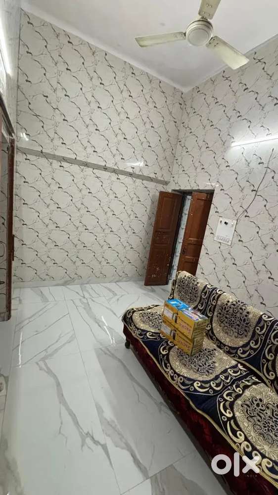 HOME FOR RENT IN GOVIND NAGAR BATA CHAURAH