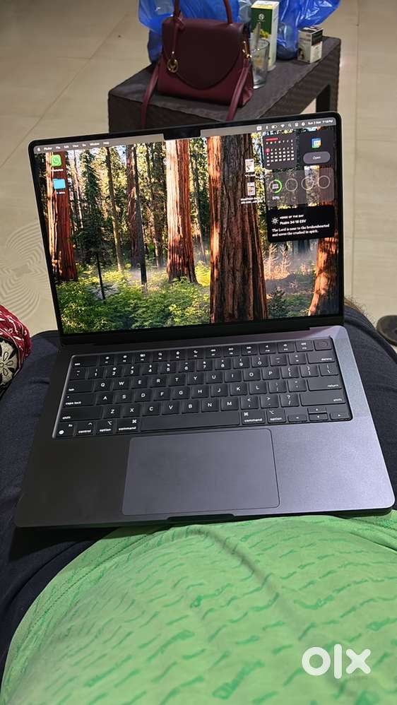 Apple macbook pro m4