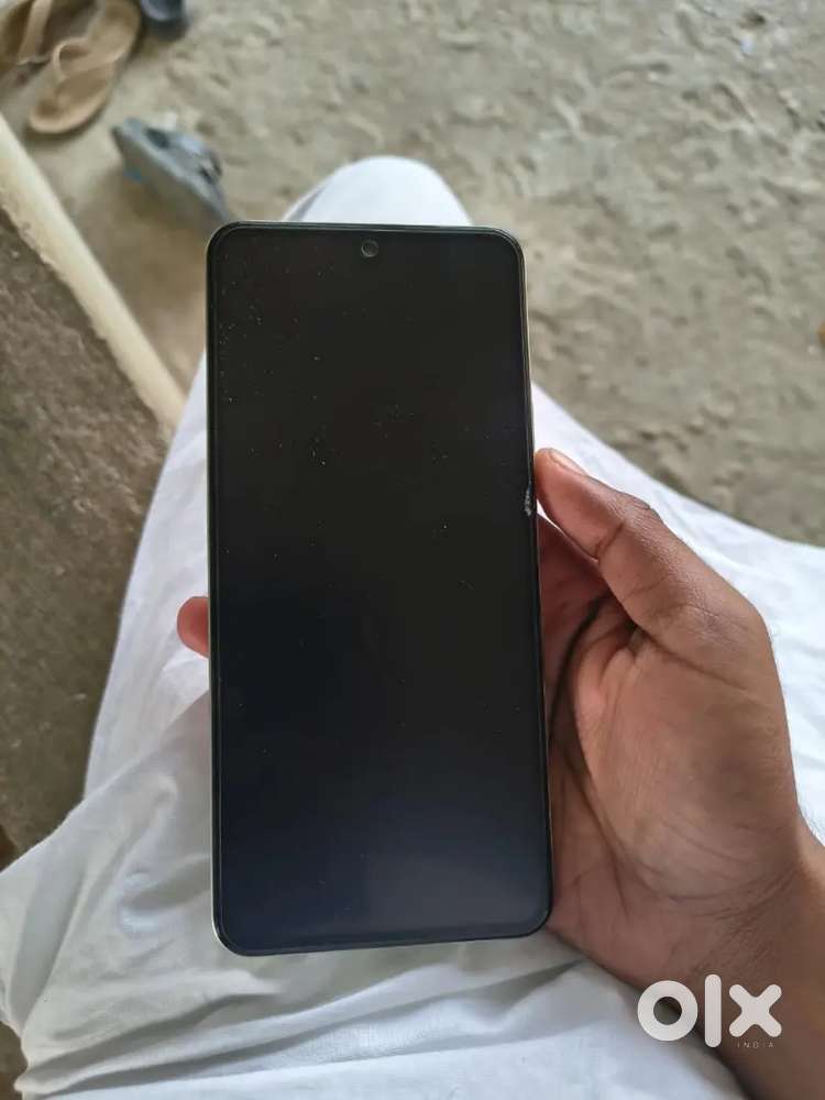 Only 5 months use Kiya h original charger 5g network 10000