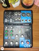 Yahama dj mixer model MG06x 6 month old