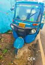 BAJAJ MAXIMA BS6 PIAGGIO