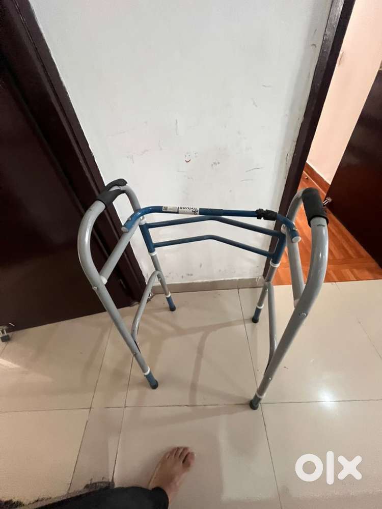 Lightweight Walking Support Walker – Hardly Used