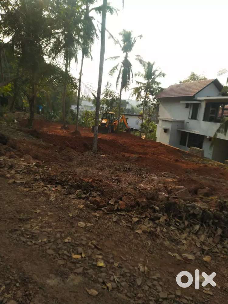 Plot for sale at Ozhakrom