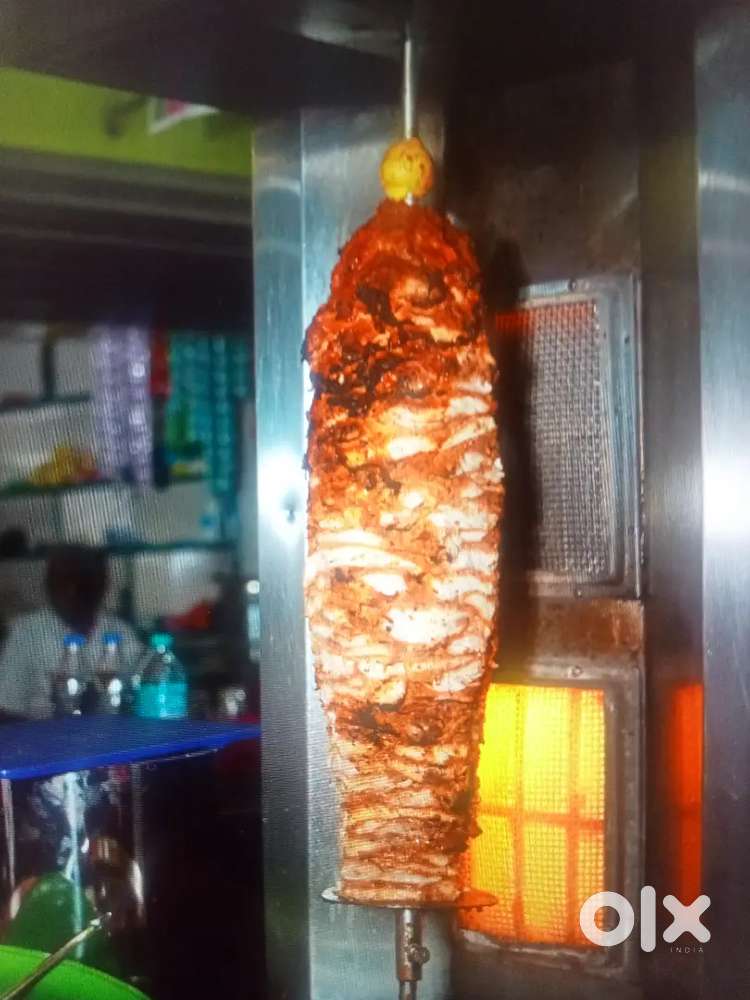 शावरमा बनाने के लिये लडके चाहीए रहना खाना फ्री