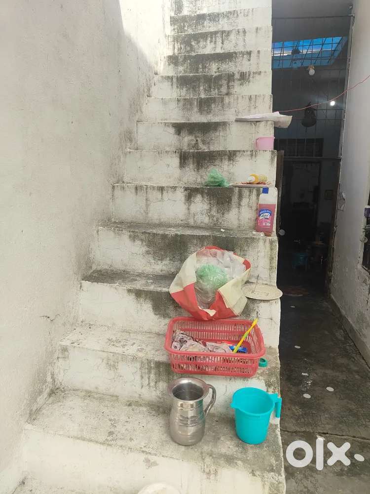 तीन कमरों का पोर्शन किराए के लिए खाली है कर्मचारी नगर रोड 4000
