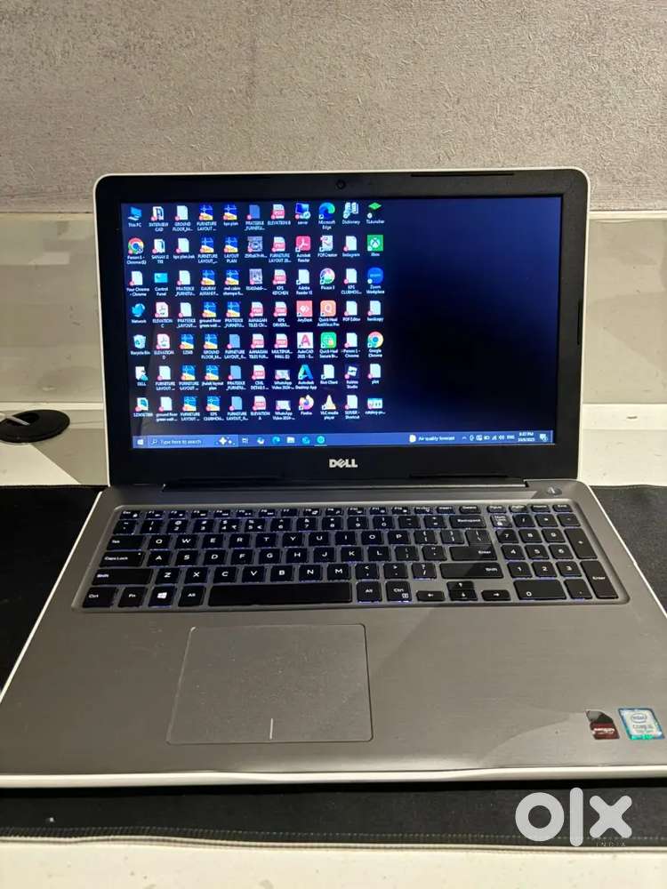 Dell Inspiron 5567 , intel core i5-7200U CPU
