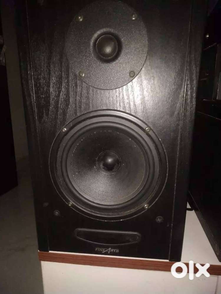 GRUNDIG  bookshelf speaker