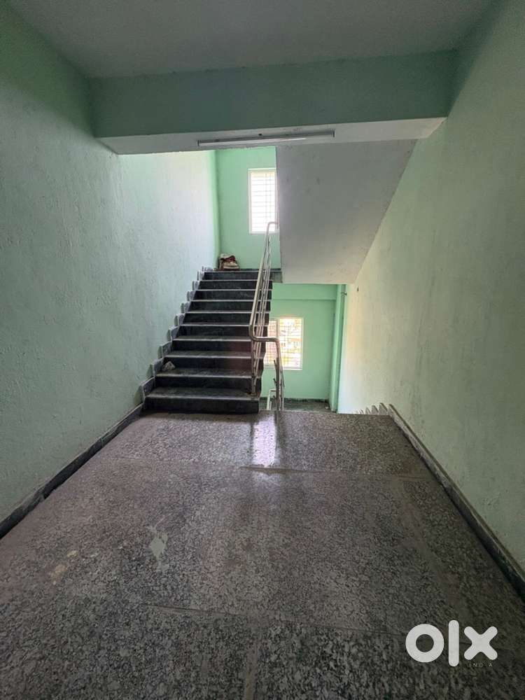 3.5 bhk brand new flat for rent