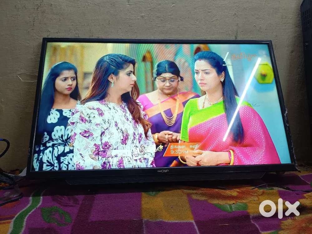 Realone 40 inches (smart)