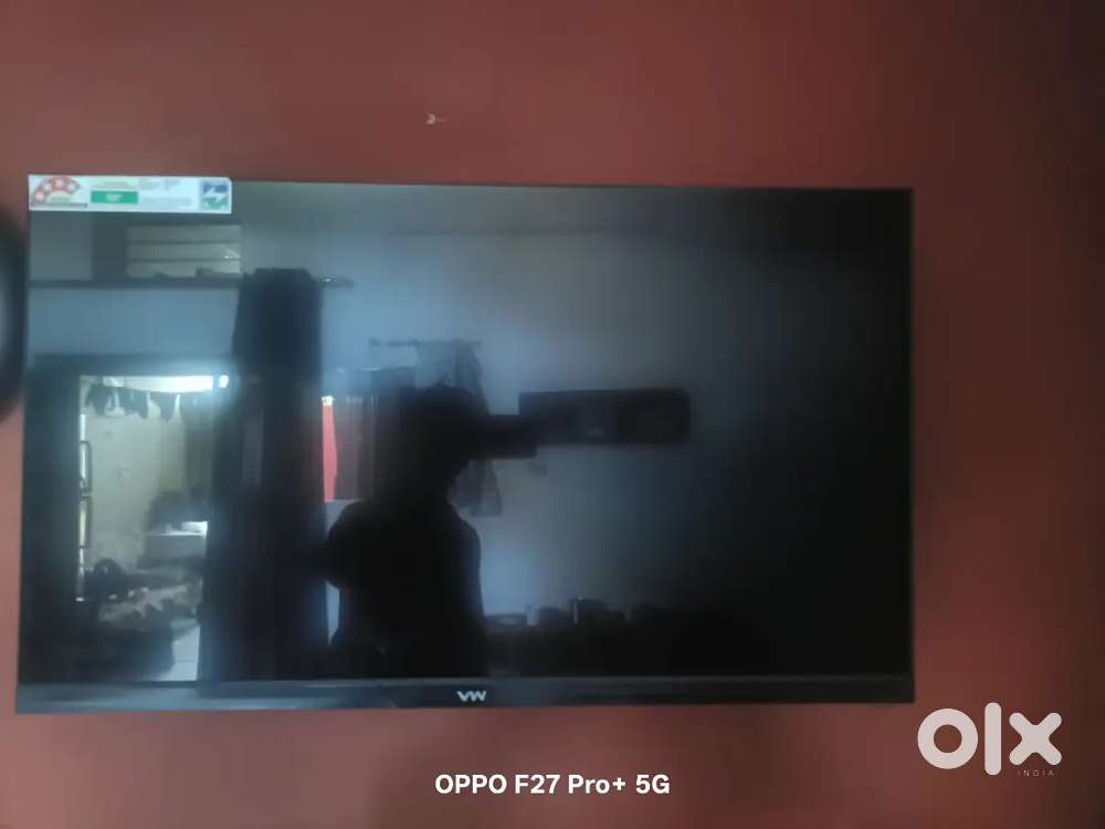 Vw 32 inch led smart tv