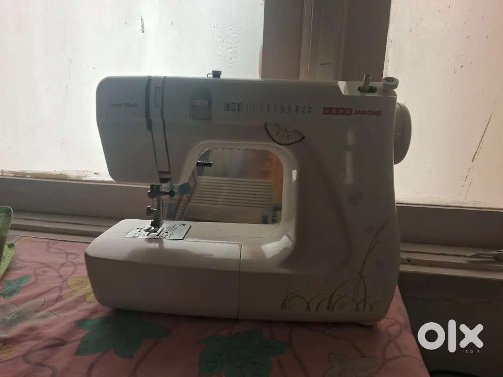 Sewing machine usha