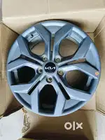 Brand new 17 inch alloy wheels of Kia Seltos HTX model