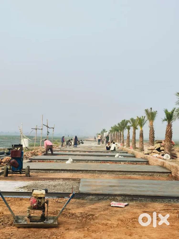 Plots hi plots pakki registry k sath govt approved plots