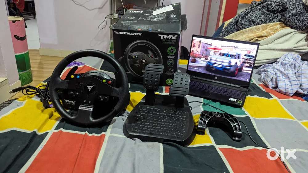 Thrustmaster TMX steering controller