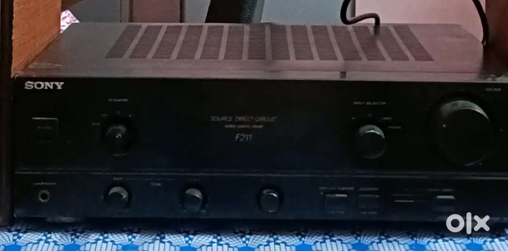 Sony amplifier F211 . Onkyo D-1 bookshelf speaker. And some speaker.