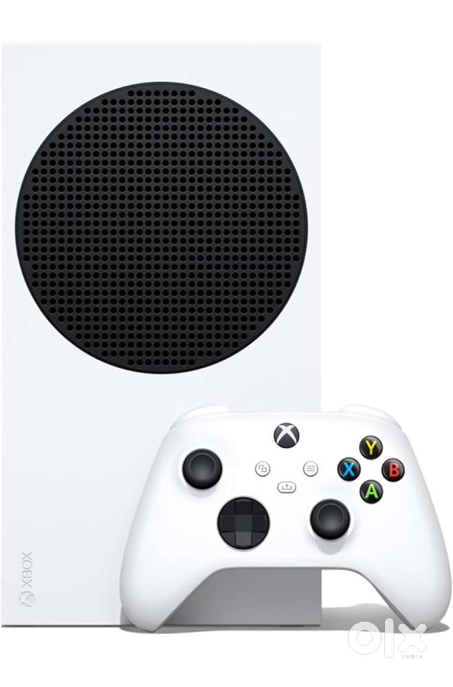 Xbox series s and bundle of accessories