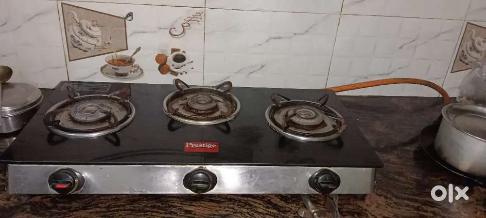 Prestige 3 Burner Stove 2 Years Old