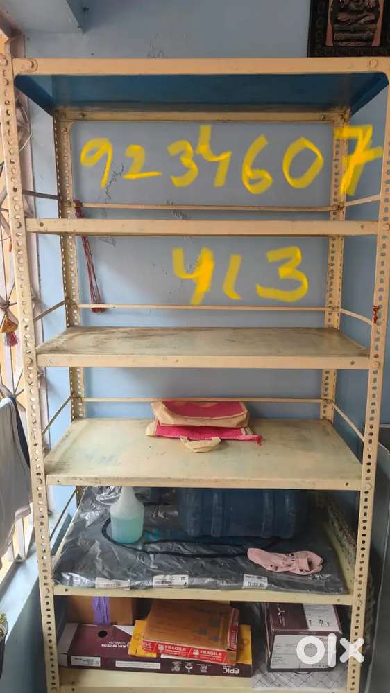 1p New METAL RACK- 6 Month used