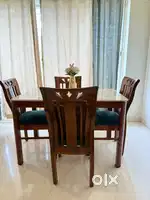 4 seater dining table