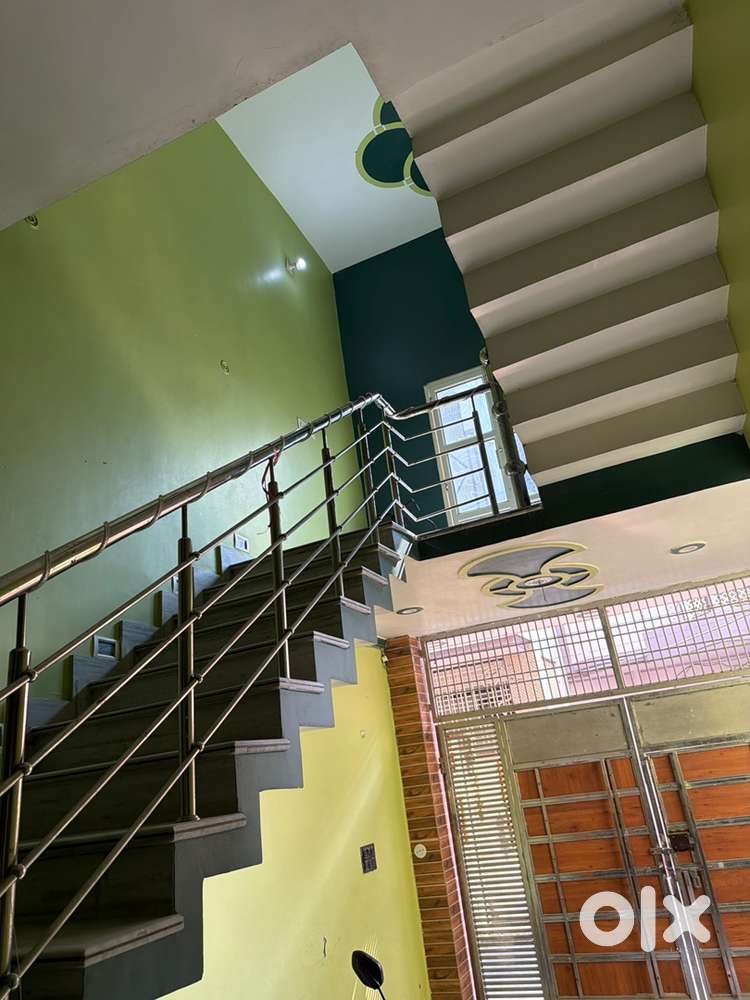 2 room set with kicthen available