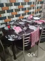 Modren dining table