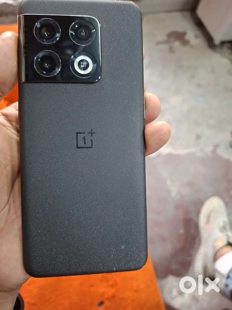 Deal _one plus 10 pro 12/256 - with box charger _read description must