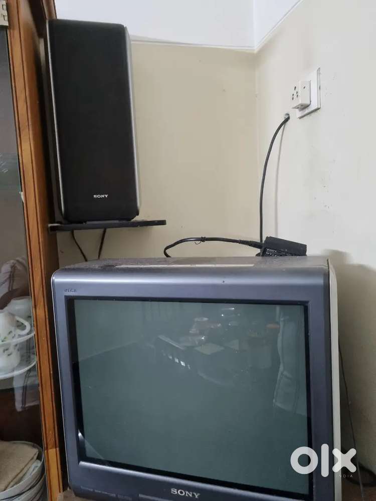 Sony HFV100 TV