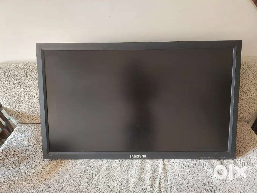 Samsung 46 Inch TV