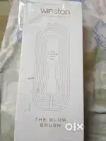Winston blow brush