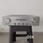 Marantz pm7001 Amp