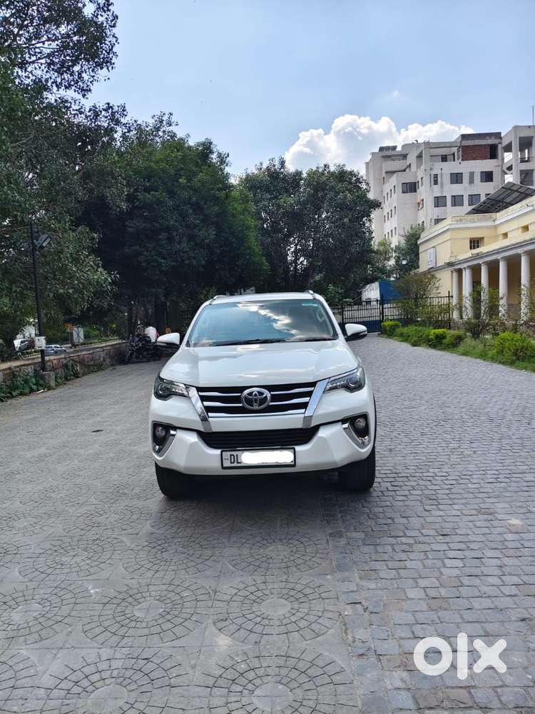 Toyota Fortuner 4X2 AT 2.8 Diesel, 2016, Diesel