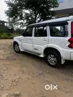 Mahindra Scorpio 2008 Petrol 20000 Km Driven