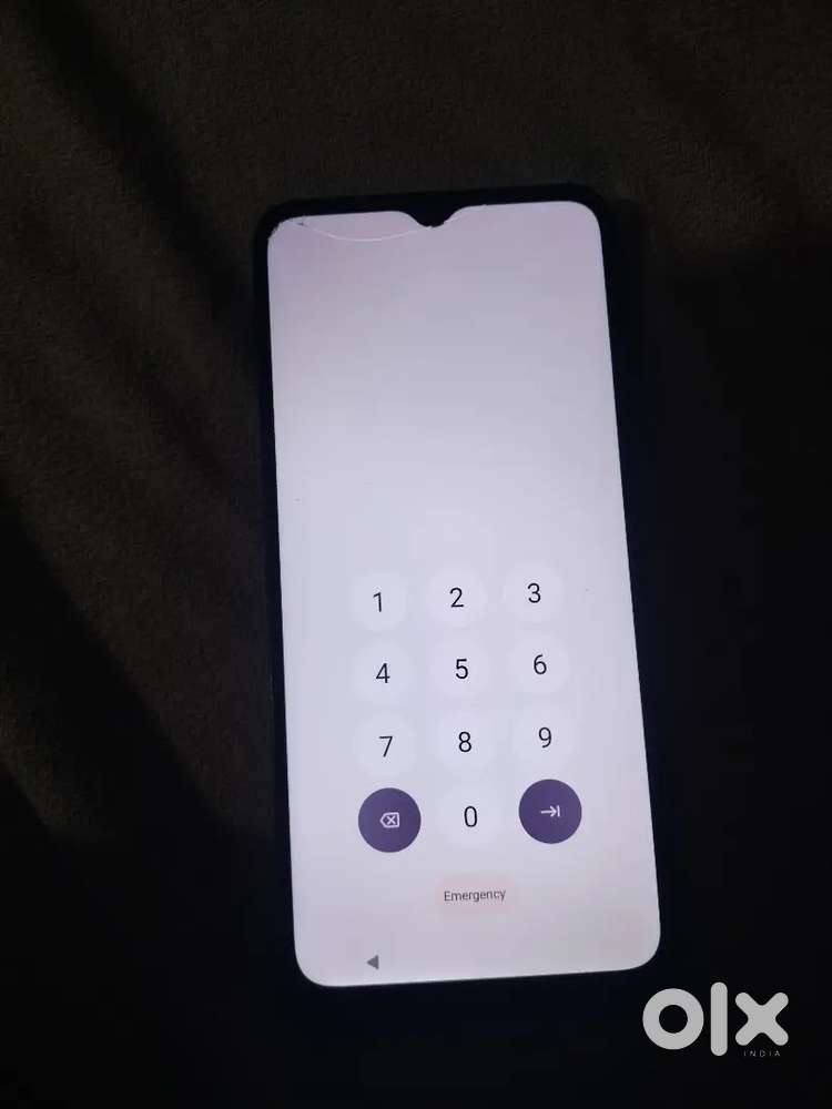 Mobile good condition model moto E13