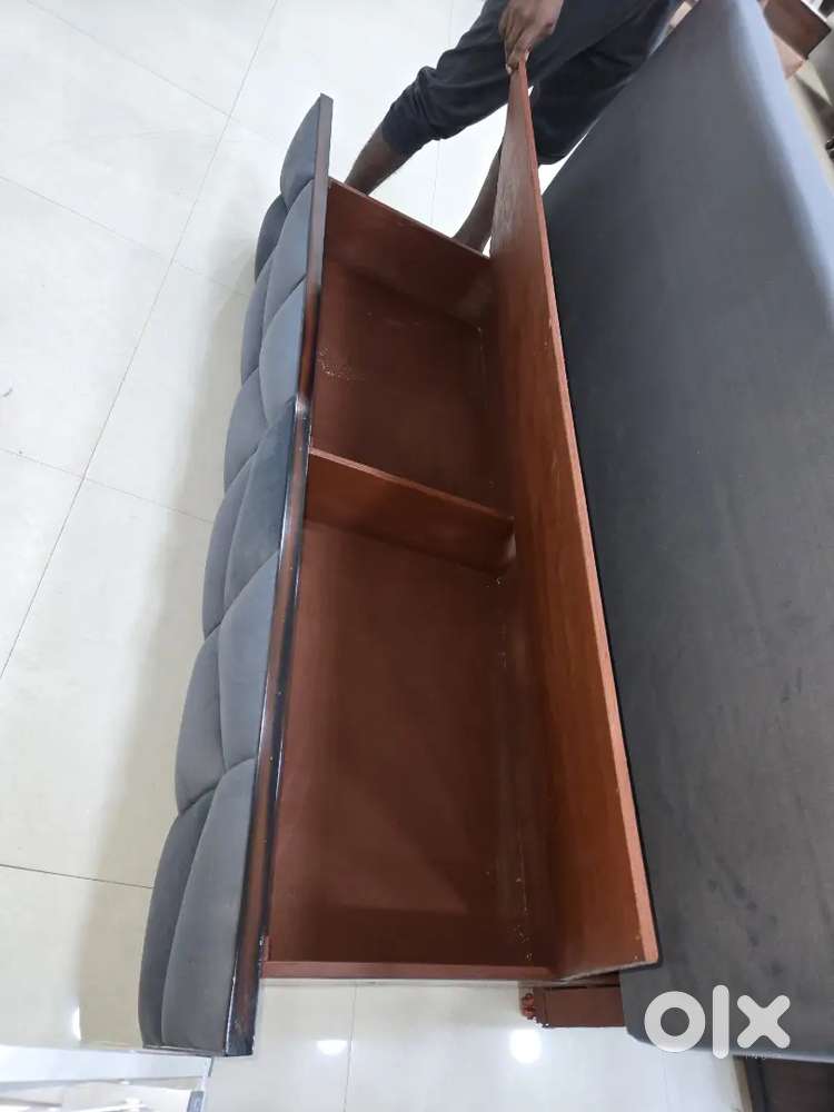 Sofa combed