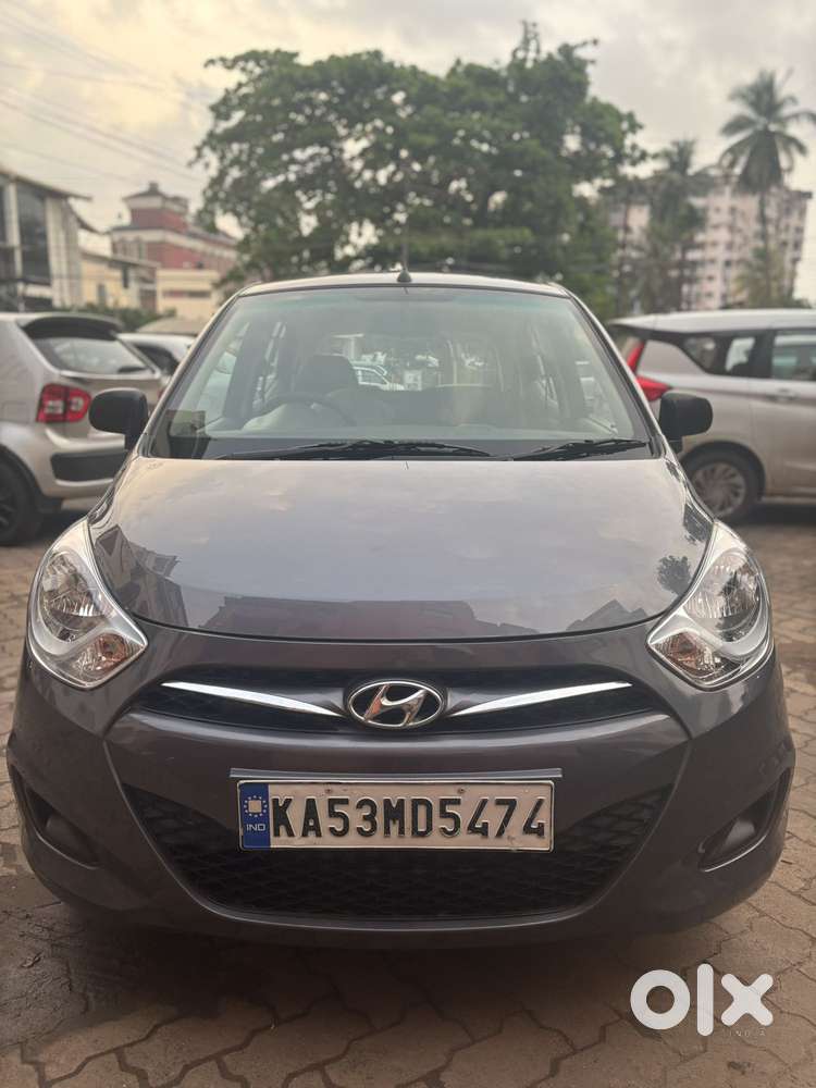 Hyundai i10 Magna O, 2016, Petrol