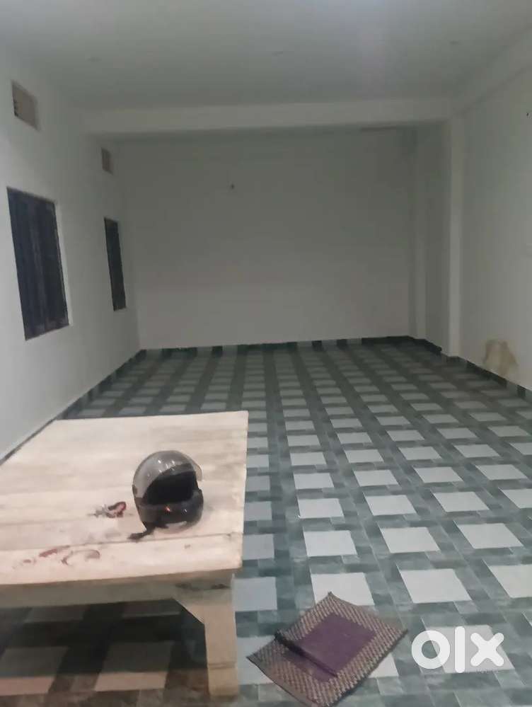 Room / Flat for rent  bike parking available