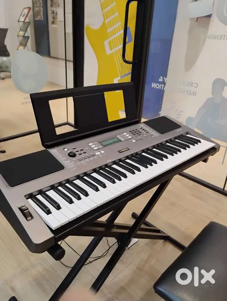 Piano set stand + piano seat and Tabla set